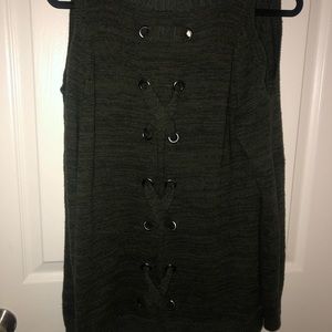 TORRID 0X COLD SHOULDER LONG SLEEVE TOP